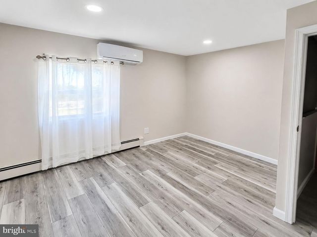 402 NOBLE ST, Lebanon, PA 17042
