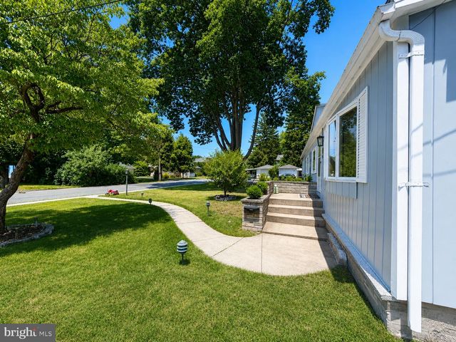 402 NOBLE ST, Lebanon, PA 17042