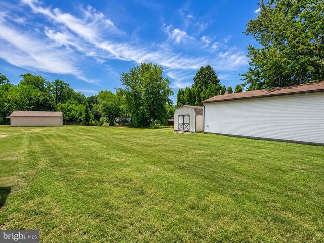 402 NOBLE ST, Lebanon, PA 17042