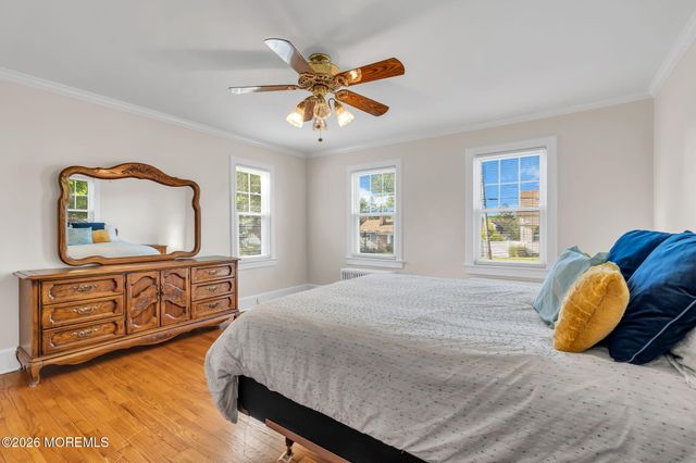 37 Highland Avenue, Leonardo, NJ 07737