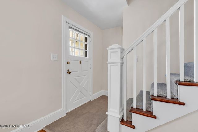 37 Highland Avenue, Leonardo, NJ 07737