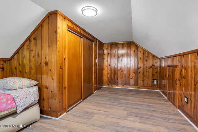 37 Highland Avenue, Leonardo, NJ 07737