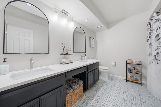 24346 S TIMBERLINE Trail, Crete, IL 60417