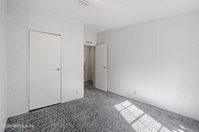 75026 SEMPER FI Drive, Yulee, FL 32097