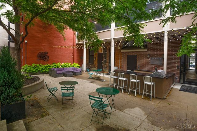 1407 Vine Street, Cincinnati, OH 45202