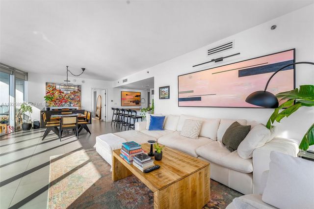 465 E Brickell Ave 3901, Miami, FL 33131