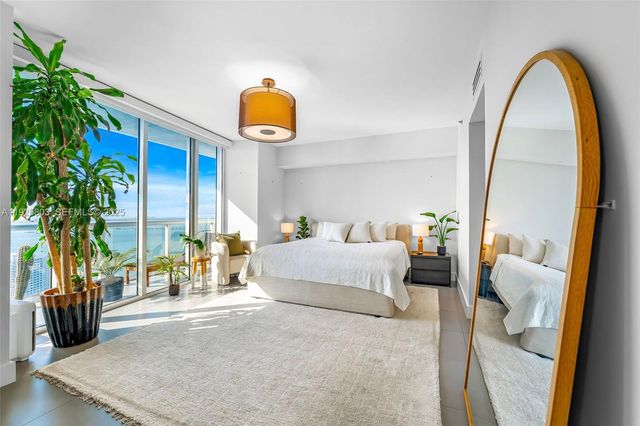 465 E Brickell Ave 3901, Miami, FL 33131