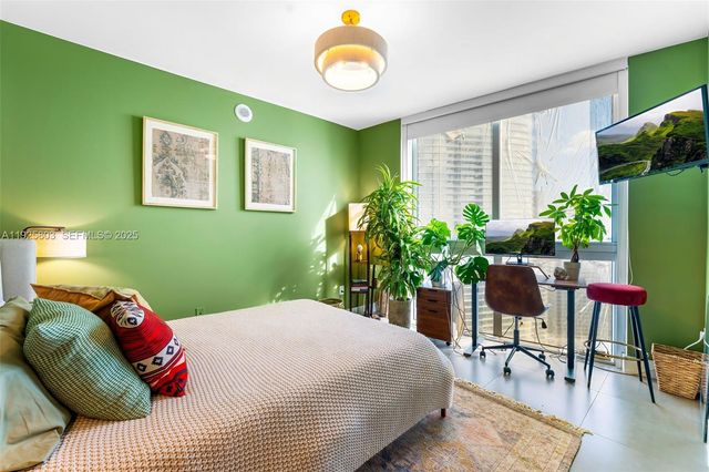 465 E Brickell Ave 3901, Miami, FL 33131