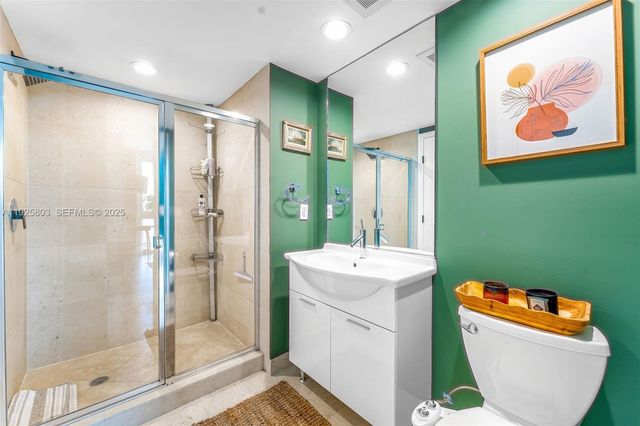 465 E Brickell Ave 3901, Miami, FL 33131