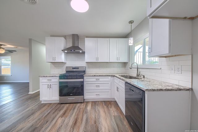 3710 Van Dyke, San Antonio, TX 78218