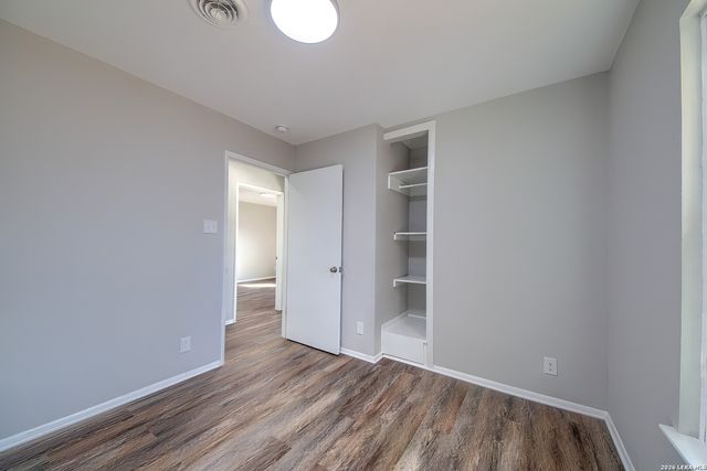 3710 Van Dyke, San Antonio, TX 78218