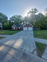 104 Allegheny Circle, Goose Creek, SC 29445