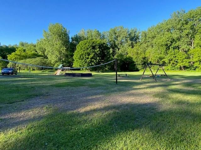 20 Greenfield Rd Unit F7, Essex, VT 05452