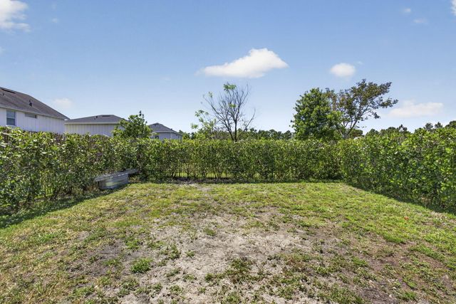 841 Wandering Willow Way, Loxahatchee, FL 33470