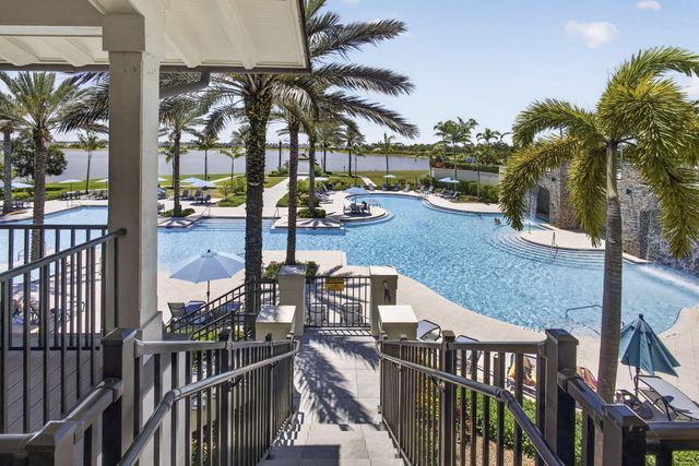 841 Wandering Willow Way, Loxahatchee, FL 33470