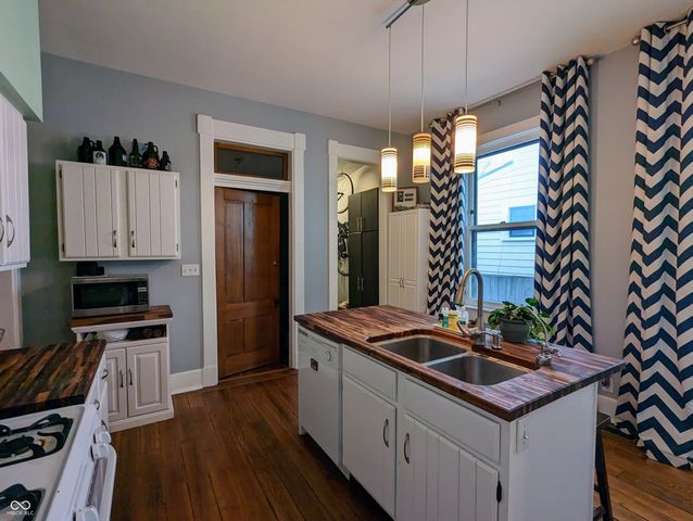 614 E Arch Street, Indianapolis, IN 46202