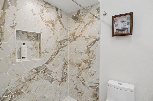 9003 E WINDROSE Drive, Scottsdale, AZ 85260