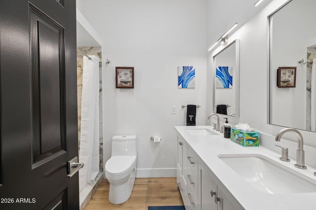 9003 E WINDROSE Drive, Scottsdale, AZ 85260