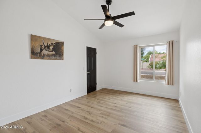 9003 E WINDROSE Drive, Scottsdale, AZ 85260