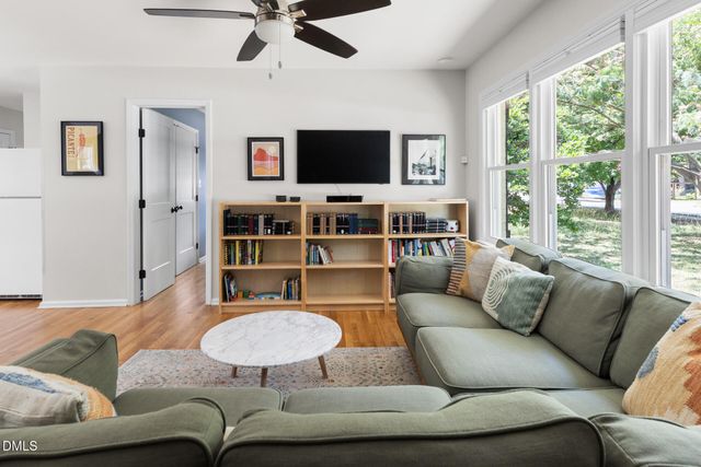 1701 N Greensboro Street, Carrboro, NC 27510