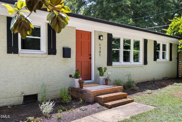 1701 N Greensboro Street, Carrboro, NC 27510