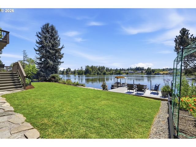 20122 Ne INTERLACHEN Ln, Fairview, OR 97024
