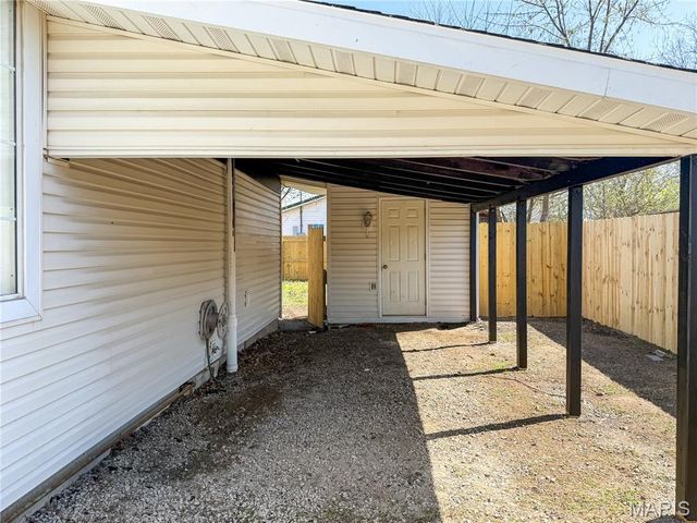 2202 Mangold Street, Poplar Bluff, MO 63901