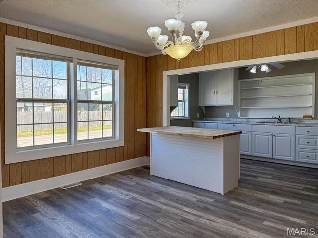 2202 Mangold Street, Poplar Bluff, MO 63901