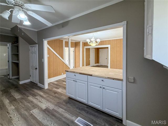 2202 Mangold Street, Poplar Bluff, MO 63901