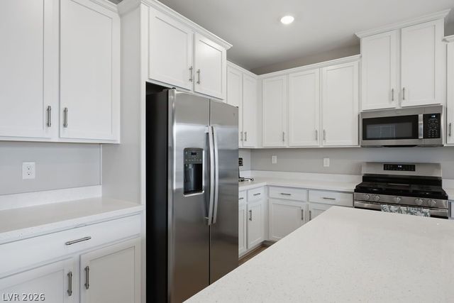 9829 Adrian Peak Street, Las Vegas, NV 89143
