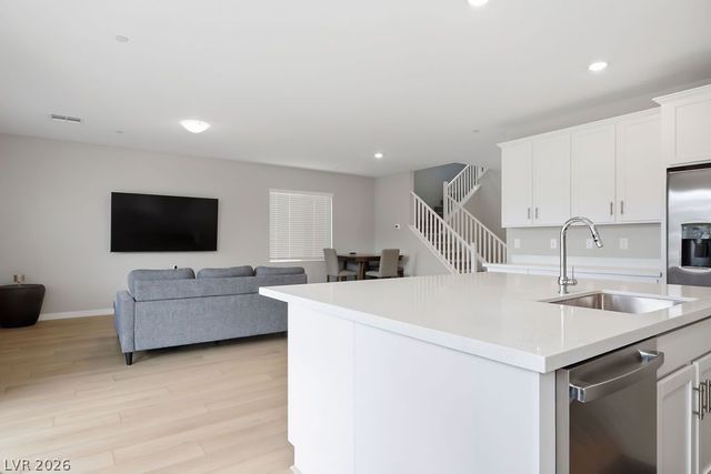 9829 Adrian Peak Street, Las Vegas, NV 89143