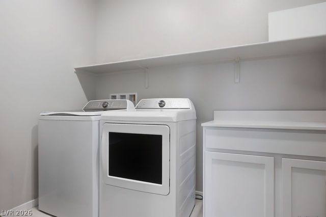 9829 Adrian Peak Street, Las Vegas, NV 89143