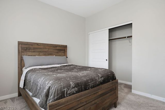 9829 Adrian Peak Street, Las Vegas, NV 89143