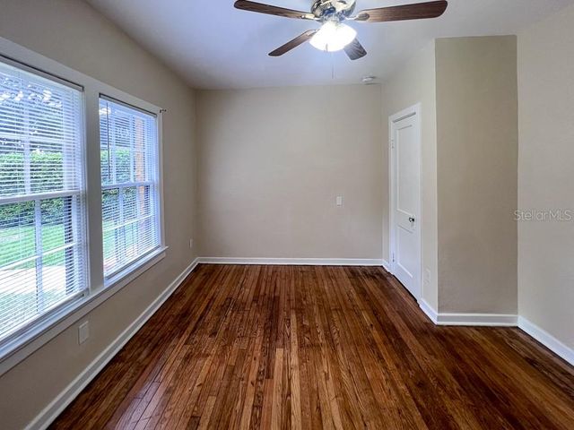 2734 SW 3RD PLACE, Gainesville, FL 32607