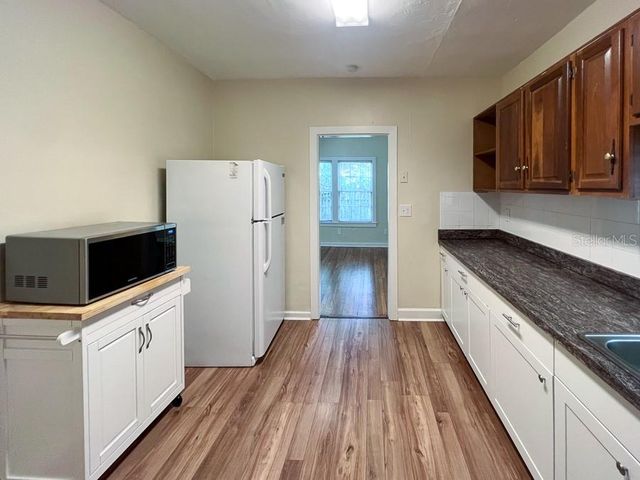 2734 SW 3RD PLACE, Gainesville, FL 32607