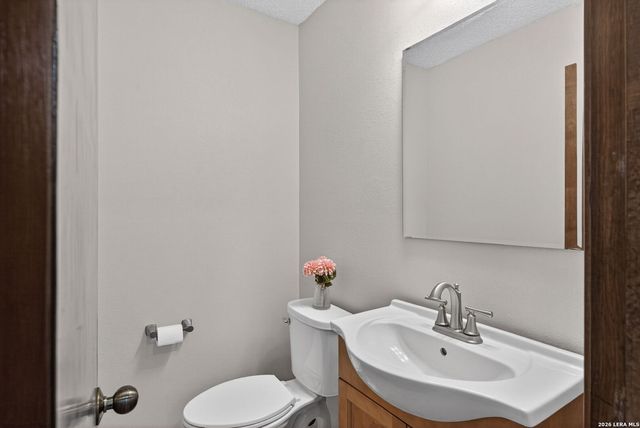505 Oak Village Dr, San Antonio, TX 78253