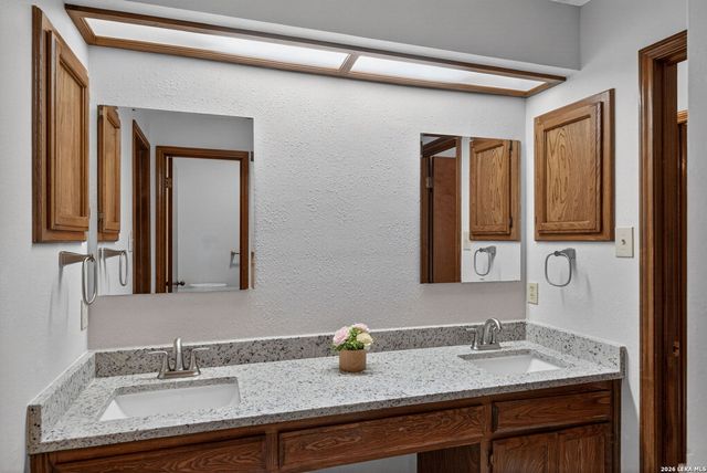 505 Oak Village Dr, San Antonio, TX 78253