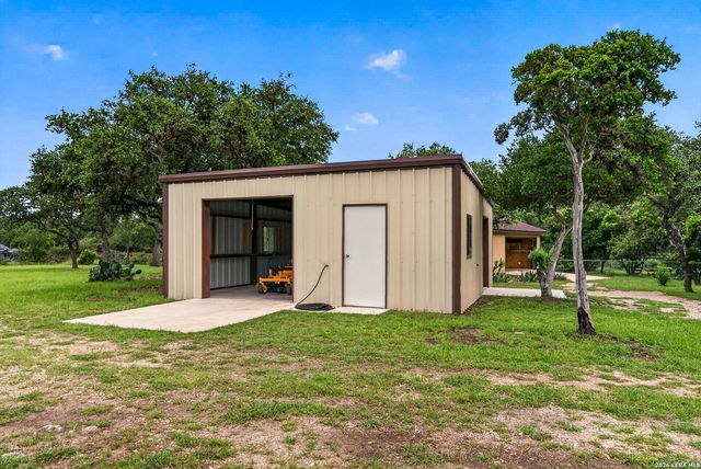505 Oak Village Dr, San Antonio, TX 78253