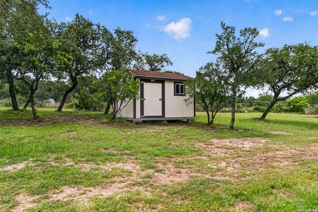 505 Oak Village Dr, San Antonio, TX 78253