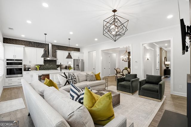 1095 Heyward Way, Alpharetta, GA 30009