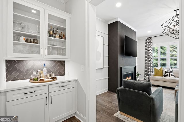 1095 Heyward Way, Alpharetta, GA 30009
