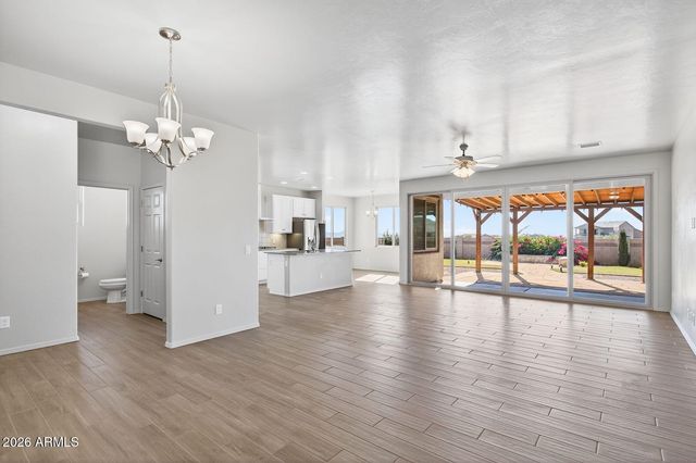 6736 E VAQUERO Circle, Hereford, AZ 85615