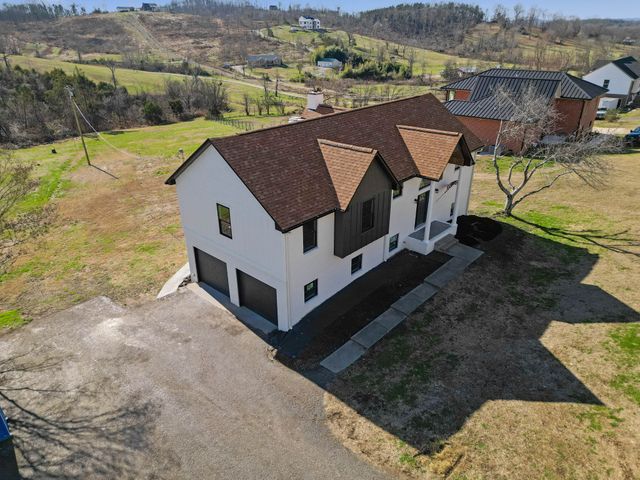 1264 Old Highway 99, Columbia, TN 38401