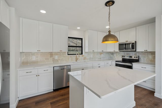 1264 Old Highway 99, Columbia, TN 38401