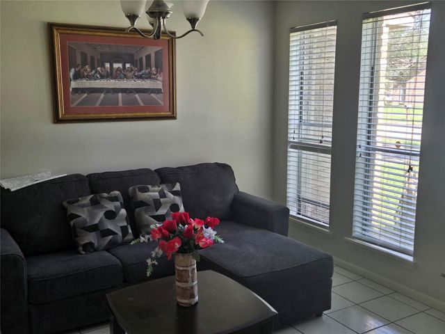 1911 Hilton Head Drive, Missouri City, TX 77459