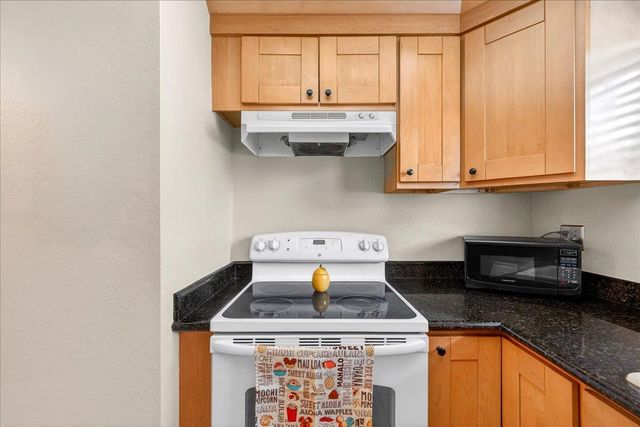 2201 Monroe Street 601, Santa Clara, CA 95050
