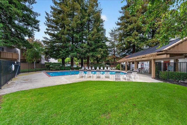 2201 Monroe Street 601, Santa Clara, CA 95050