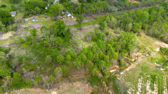 130 Sarah Dr, Landrum, SC 29356