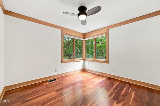 2219 Ridgewood Road, Chapel Hill, NC 27516