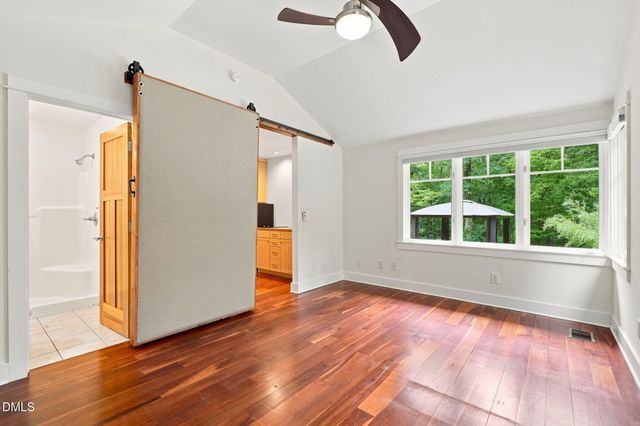 2219 Ridgewood Road, Chapel Hill, NC 27516
